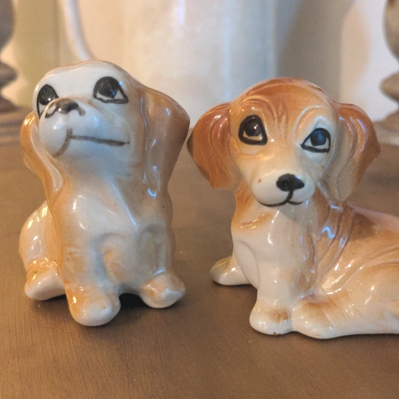 Ceramic Puppies Figurines - Dogs - Dachsunds - Picture 3 of 9